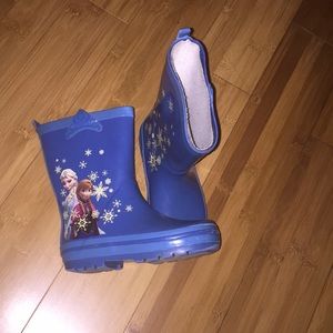 Elsa and Anna rain boots